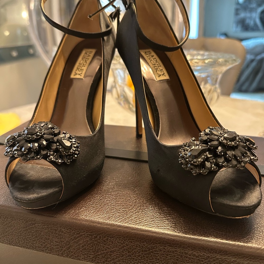Badgley Mischka Black Crystal Embellished Heels